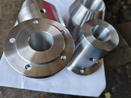 模具注塑和吹塑的不同之处